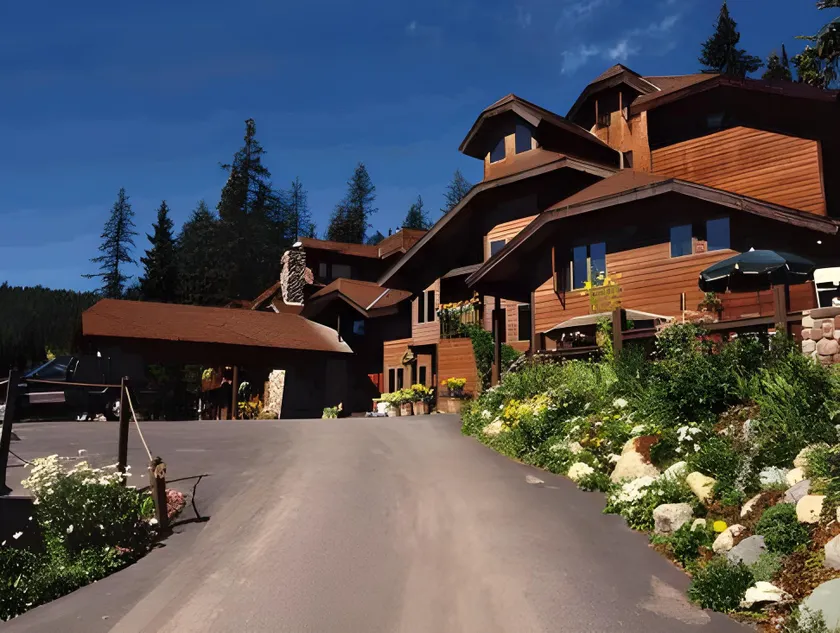 Kandahar Lodge at Whitefish Mountain Resort - Image 1