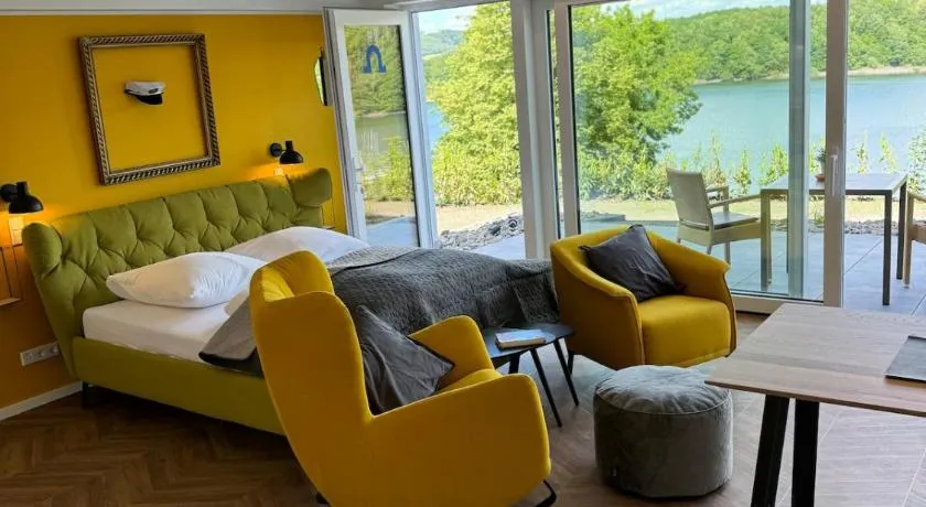 #7 Ommi Kese Soling See-Suite Sauna und Terrasse - Image 1