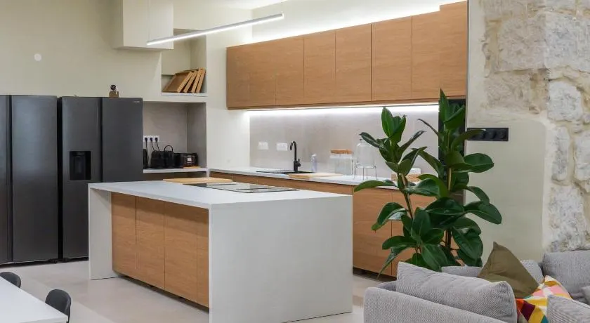 Extra Spacious Modern Apartment HUB Nice Center - Image 1