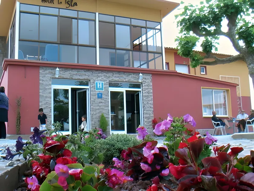 Hotel La Isla - Image 1