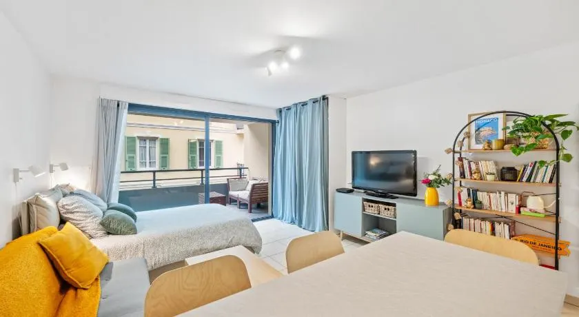 Cozy studio with terrace, Monaco and beach 5 min away - Image 1