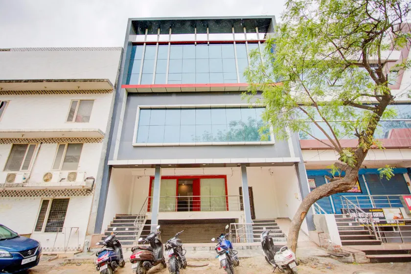 Townhouse Townhouse Atal Chowk Indirapuram Ghaziabad - Image 1