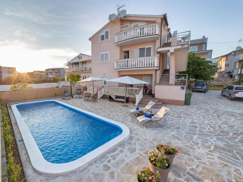 Apartment in Vodice for 5 guests - Image 1