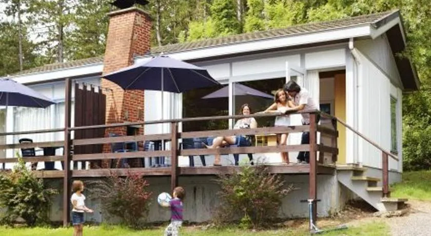 Vakantiepark Waulsort nr 9 - Image 1