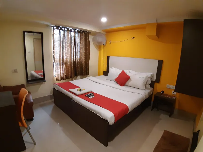 Hotel Akash inn - Image 1