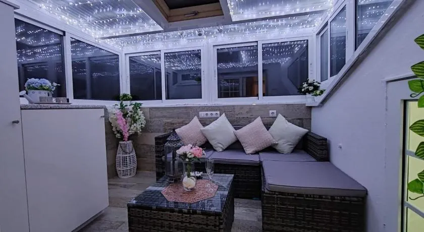 Loft Luxury - Image 1