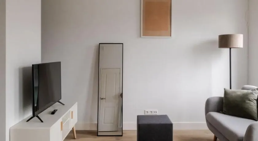 Cosy City Apartment in Rotterdam West - Image 1