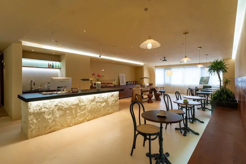 Qingqing Xishe Hotel (Chengdu Chunxi Road Taikoo Li Branch) - Image 1