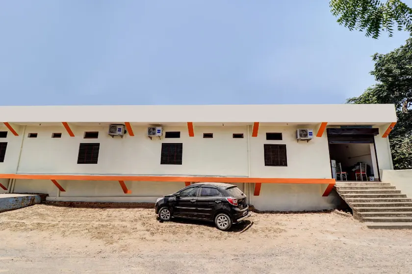 Hotel O Star City Hotel - Image 1