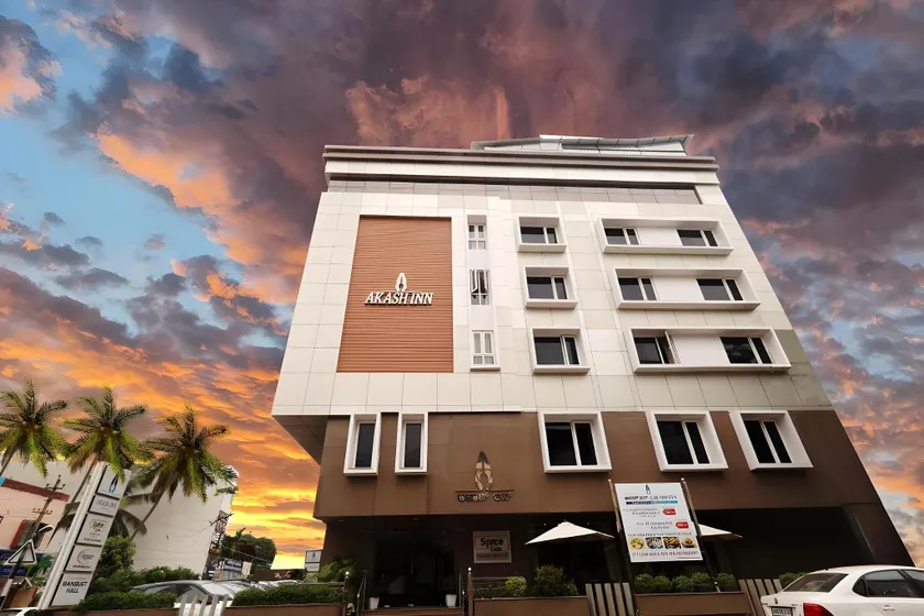 Akash Inn - Image 1