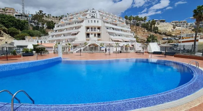 Cozy Sea Views Apartment in Costa Adeje - Image 1