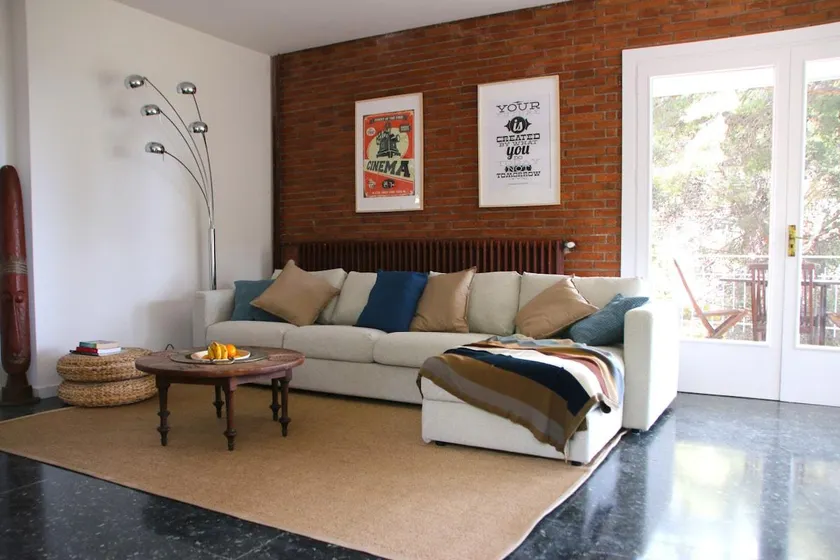 Large apartment ideal for large families - Image 1