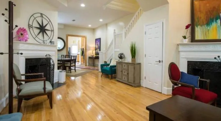 Amazing Logan Circle 2 Bdrm Bsmt Apt / Convention Center. - Image 1