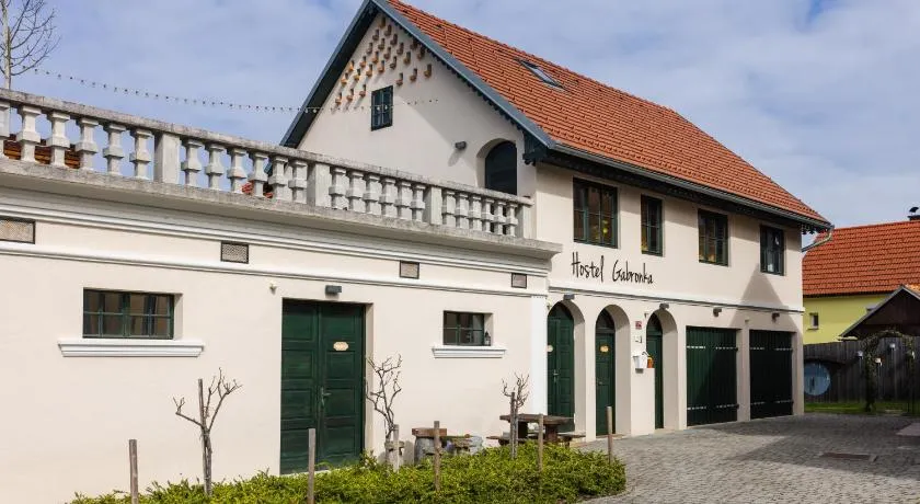 Hostel Gabronka - Image 1