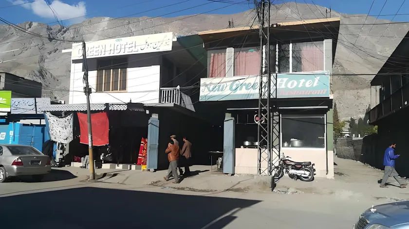 New Green Hotel Gilgit - Image 1