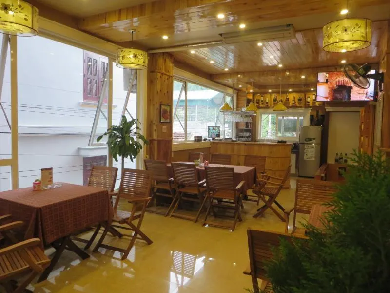 Hong Ky Boutique Hotel - Image 1