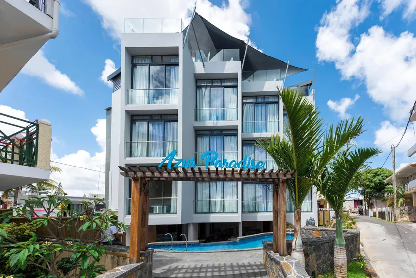 Azur Paradise Hotel & Rooftop Bar - Image 1