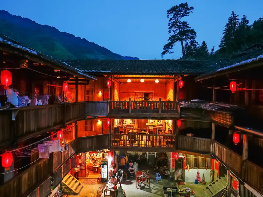 Tulou Herongzhuang Inn - Image 1