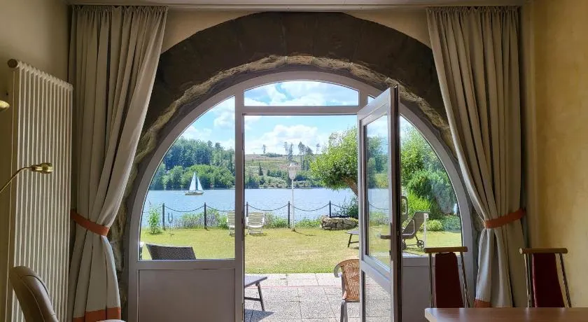 Appartamento con giardino, terrazza e griglia | Vista sul lago - Image 1