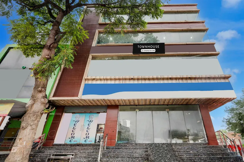 Super Townhouse Sheesh Mahal Farrukh Nagar - Image 1
