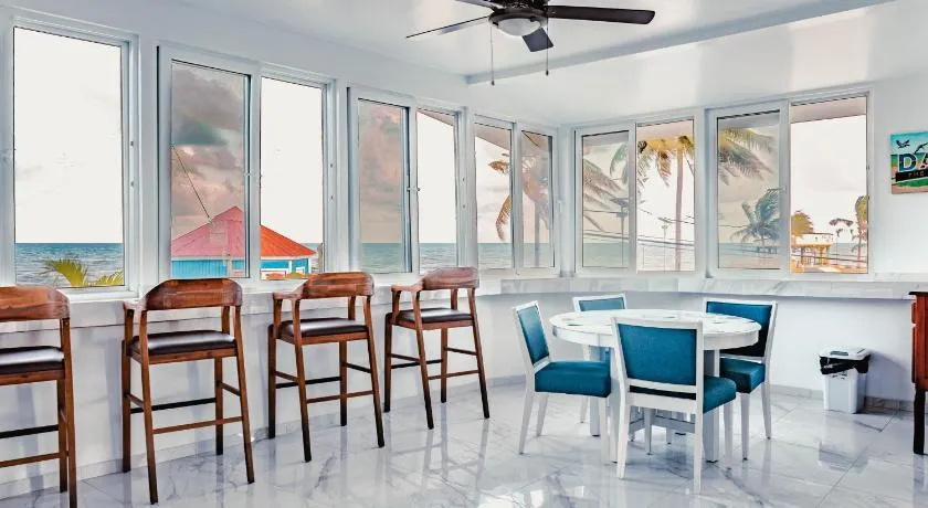 Bonefish Hotel - Image 1
