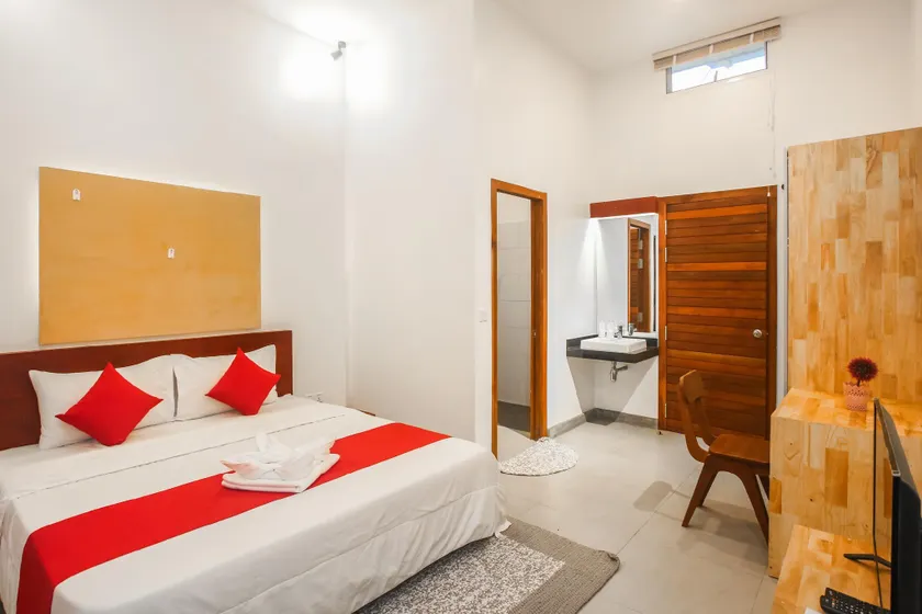 Studio Apartment in Peaceful Residential Area - Image 1