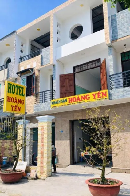 Hoàng Yến Hotel Mỹ Thạnh Hưng - Image 1
