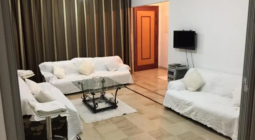 Belaire host appartment - Image 1