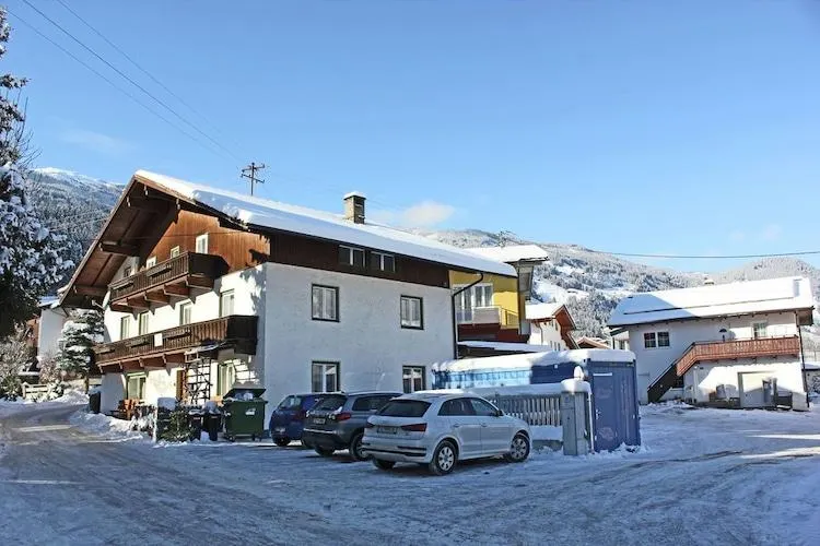 Chalet in Fugen near Spieljochbahn - Image 1