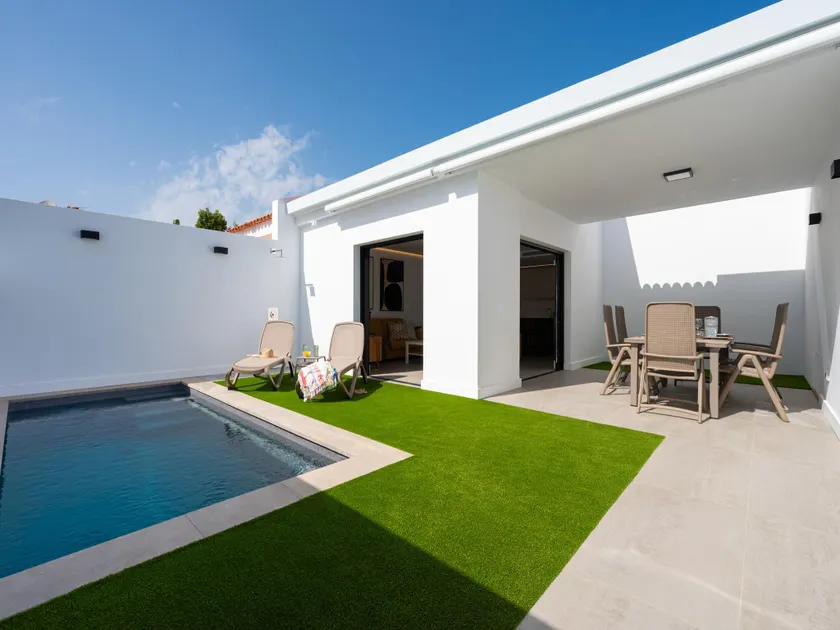 Chalet in Maspalomas with Heated Pool - Image 1