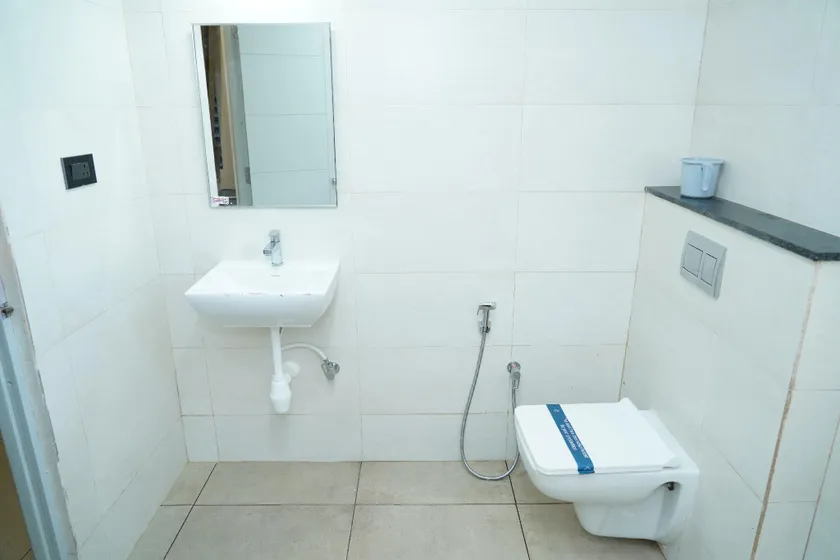 Hotel Jai's Inn - Image 1