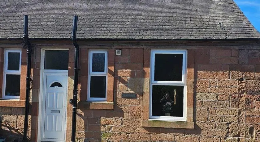 Quay cottage Annan - Image 1