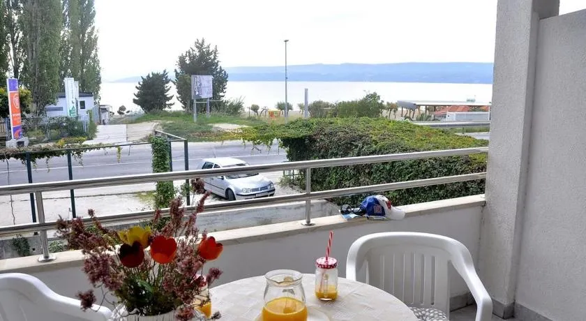 Apartment in Duce with sea view, terrace, air conditioning, WiFi 4969-2 - Image 1
