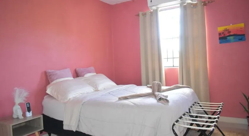Cozy 1 Bedroom Unit Near Rodney Bay - Image 1