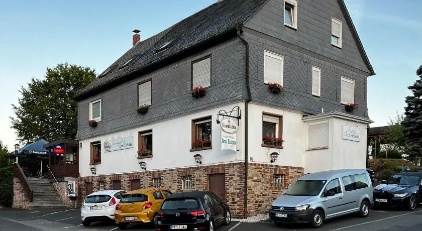 Landgasthof Drei Eichen - Image 1