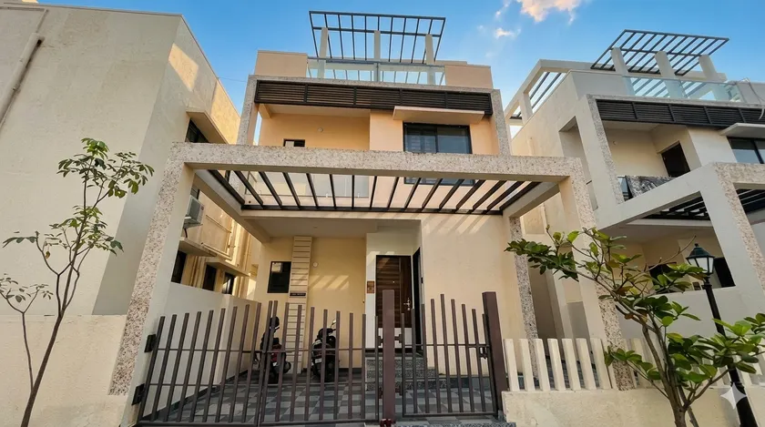 ECR stays - Image 1