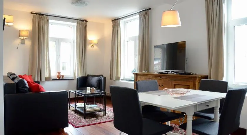 Le Baron Suites & Apartments - Image 1