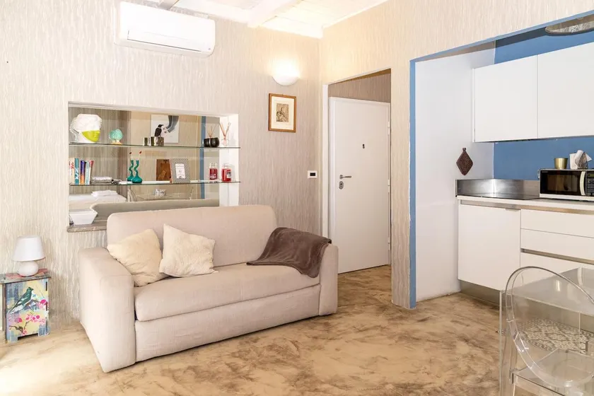 The Trastevere Rooftop Suite - Spa & Skyline View by RHR - Image 1