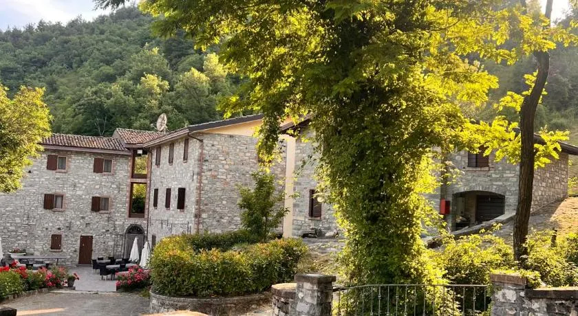 Le Boccede Country House B&B - Image 1