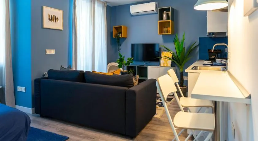 Zamora Suites Central - Image 1