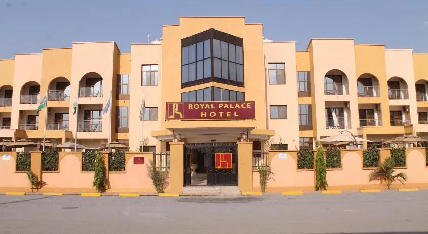 Royal Palace Hotel - Image 1