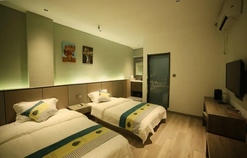Weimeiya Homestay (Heshanjun Branch) - Image 1