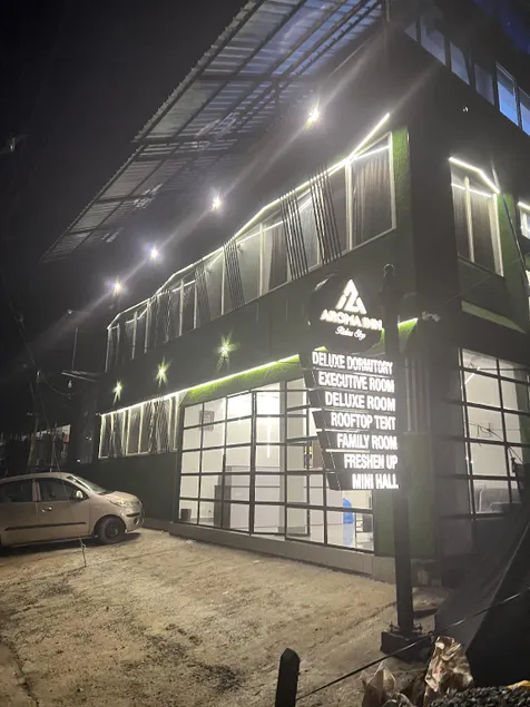 AROMA INN - Image 1