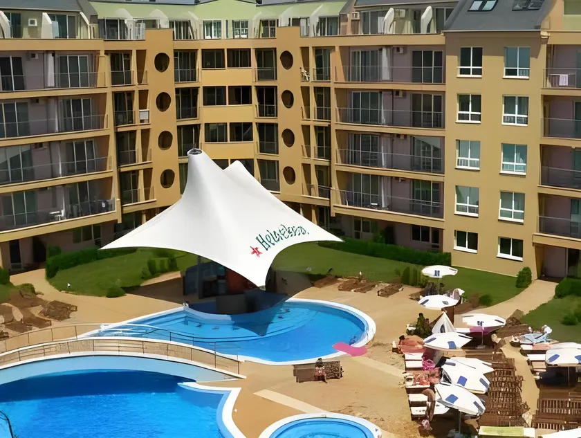 Pollo Resort - Image 1