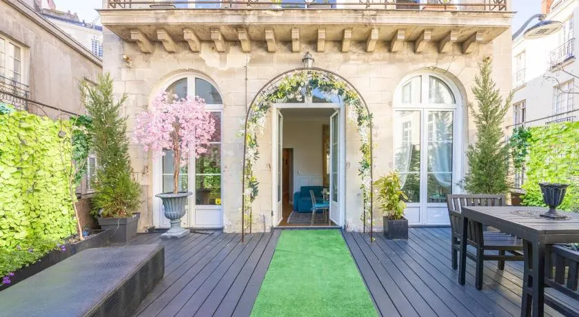 Terrasse Royale au Coeur de Nantes - Image 1