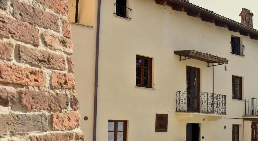 Langhem Suites Apartments - Image 1
