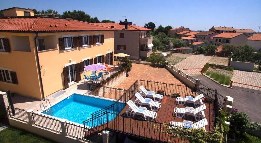 Villa Pineta - Image 1