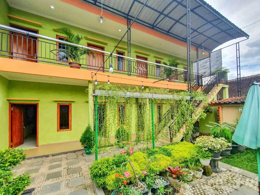 RedDoorz Syariah at Graha Adi Karya Kartasura - Image 1