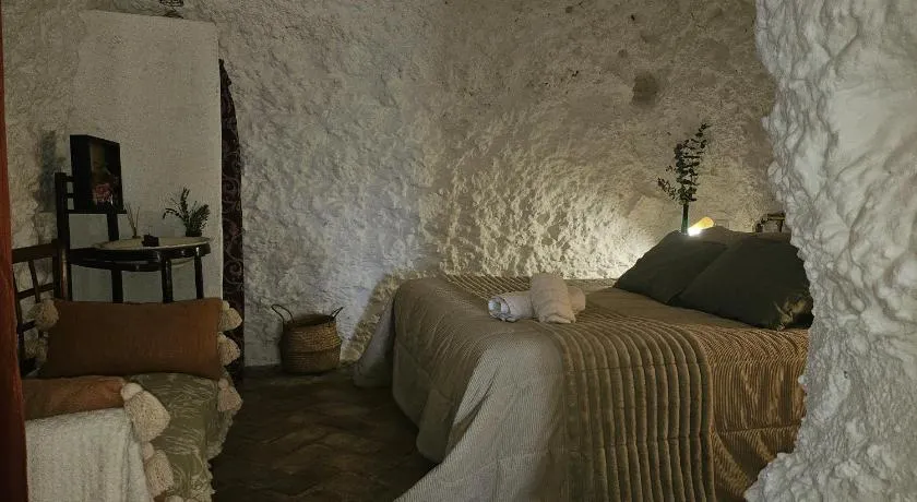 Cueva El Madrono - Image 1