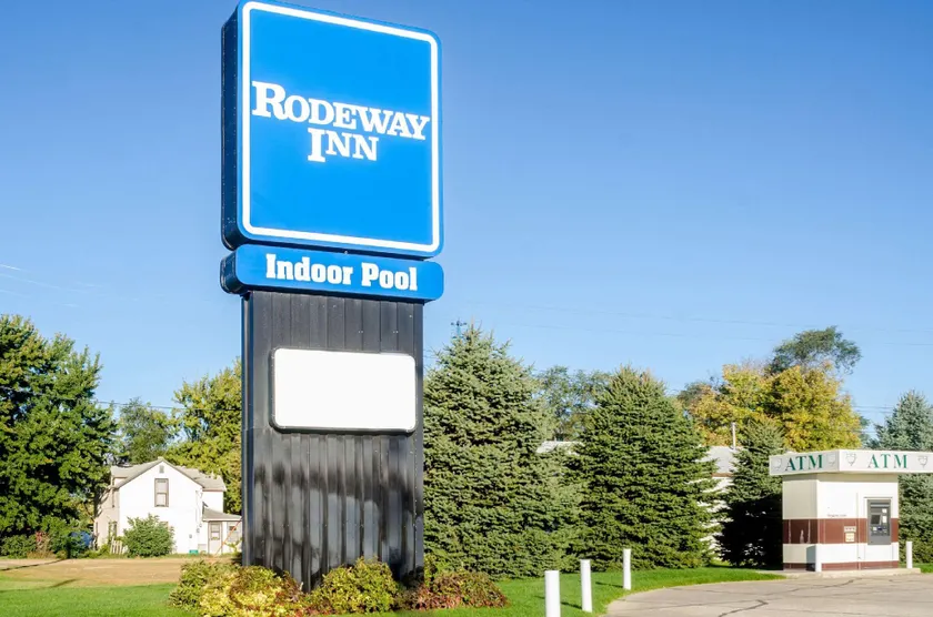 Rodeway Inn Ainsworth - Image 1